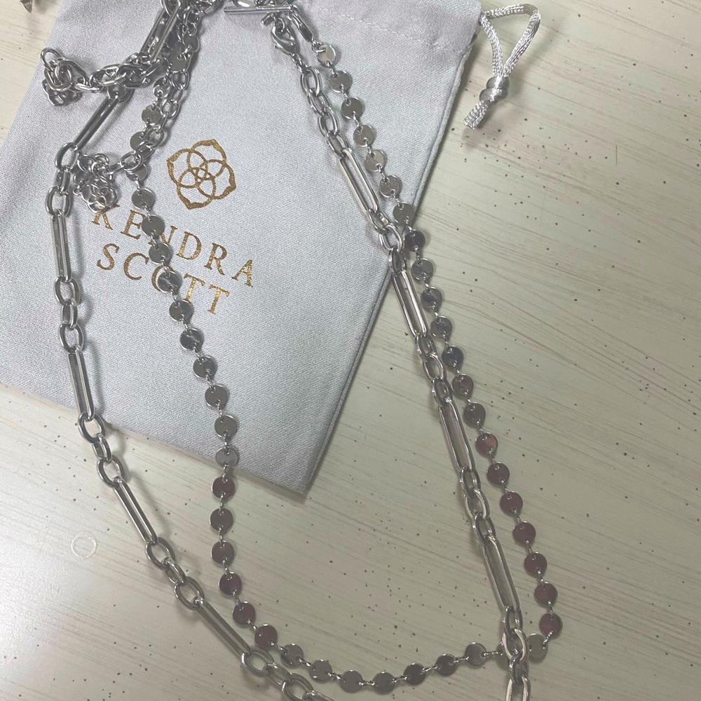 Kendra Scott Double Silver necklace